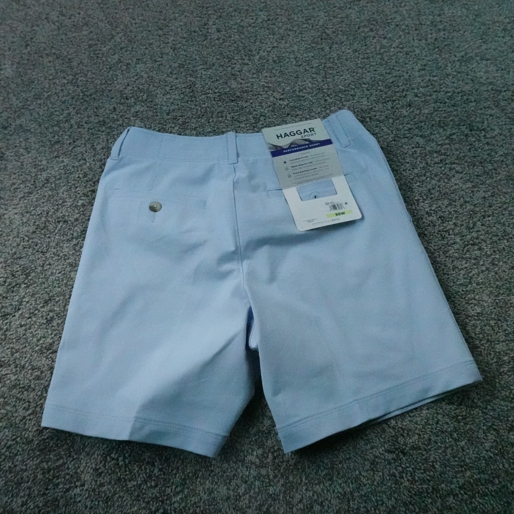 NEW Haggar Shorts Mens 30 Blue Performance Chino Golf Flat Front Stretch Tech